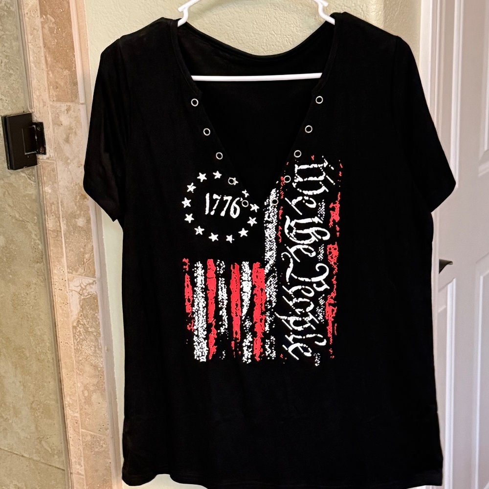 Tee shirt